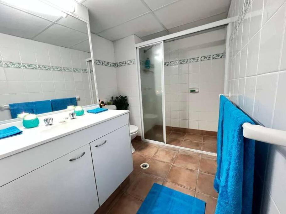 The Esplanade Sea View Apartman Gold Coast Kültér fotó